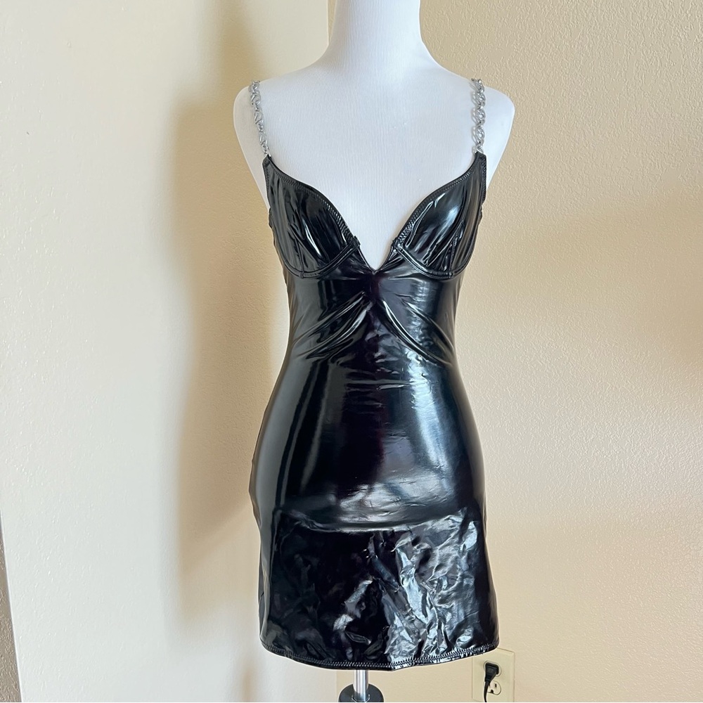 ✨NWOT✨ Black Bodycon Mini Dress Sweetheart Neckline
